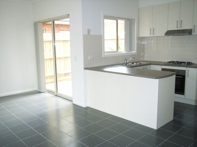 7/4 Pratt Street, Reservoir VIC 3073