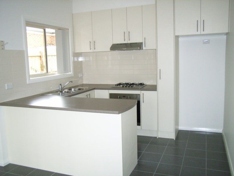 7/4 Pratt Street, Reservoir VIC 3073