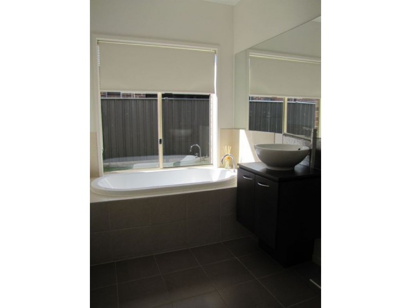 5 Pittaway Street, Mernda VIC 3754