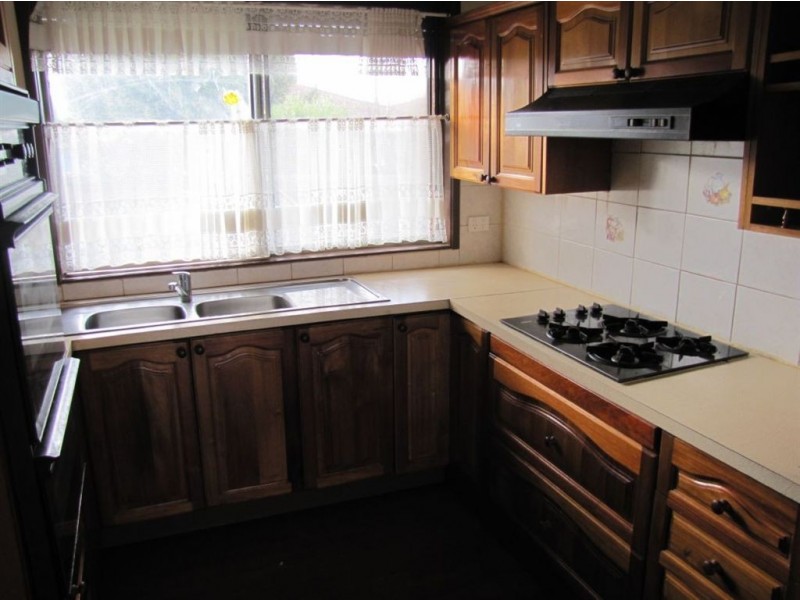 4 Fiesta Court, Thomastown VIC 3074