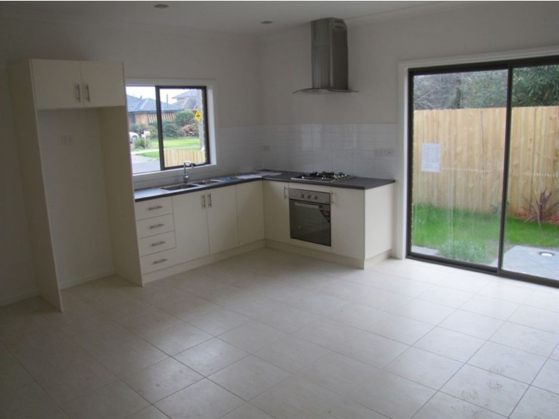 1-4/19 Poplar Street, Thomastown VIC 3074