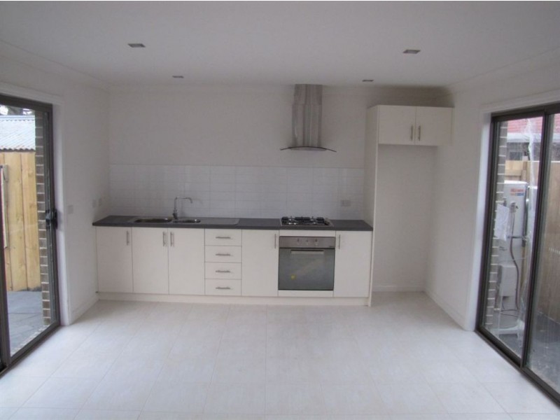 1-4/19 Poplar Street, Thomastown VIC 3074