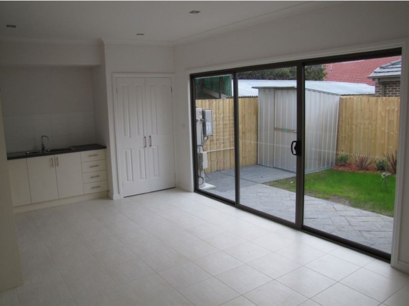 1-4/19 Poplar Street, Thomastown VIC 3074