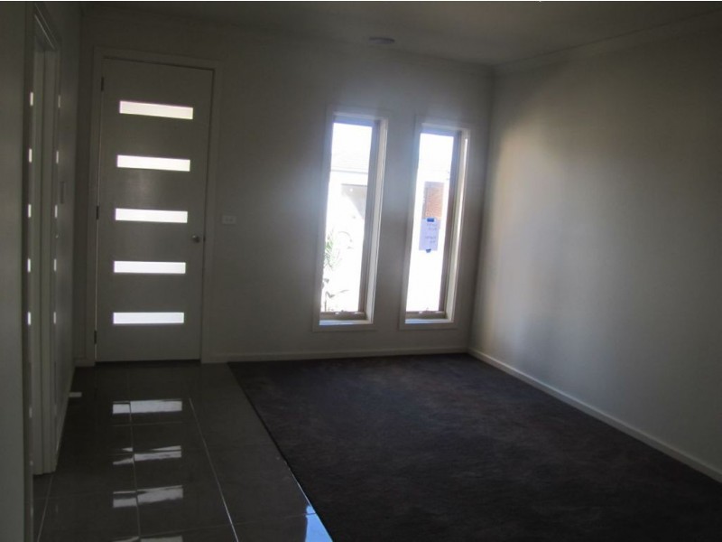 19 Gunther Way, Epping VIC 3076