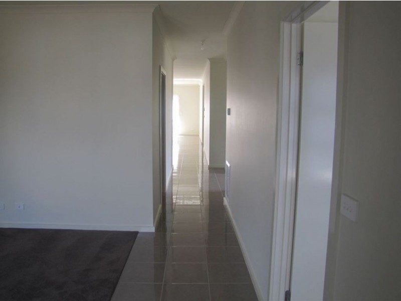 19 Gunther Way, Epping VIC 3076