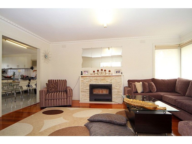 5 Oxford Drive, Thomastown VIC 3074