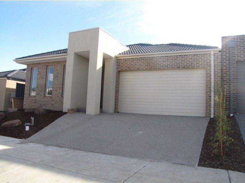 32 Jackaroo Street, Mernda VIC 3754