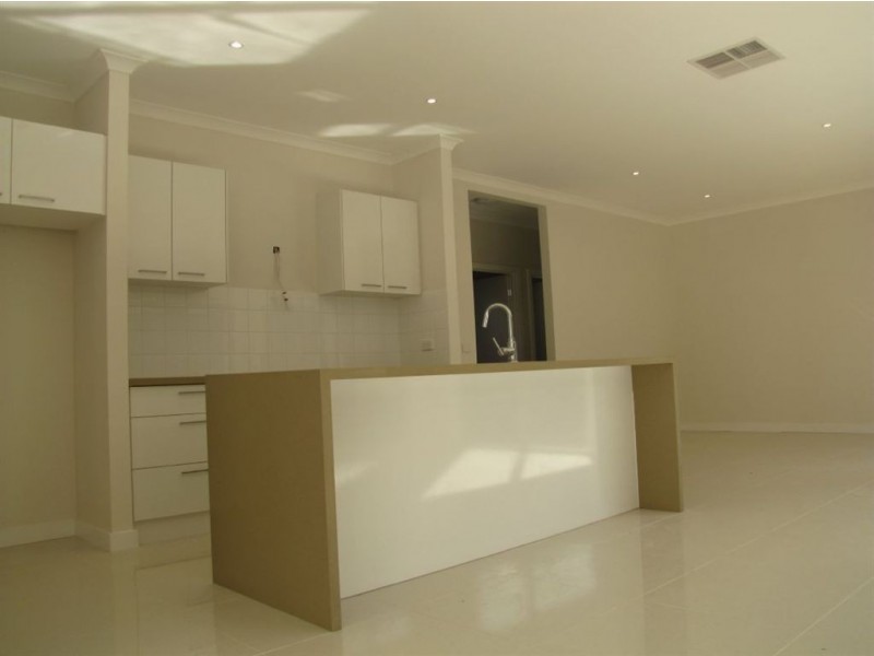 32 Jackaroo Street, Mernda VIC 3754