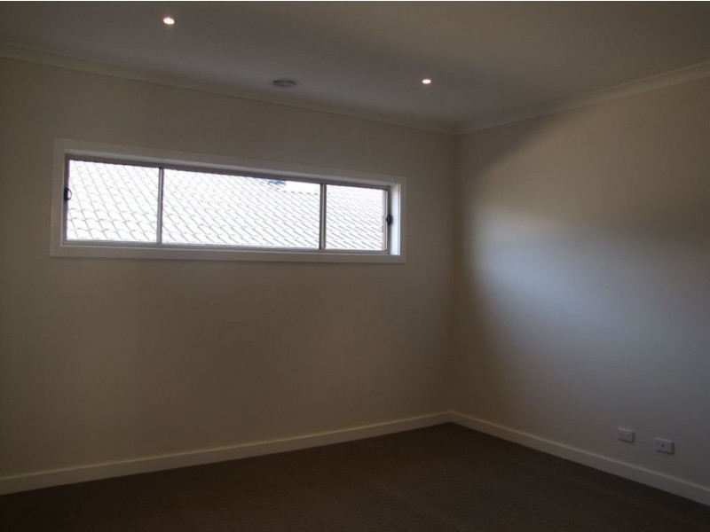 32 Jackaroo Street, Mernda VIC 3754