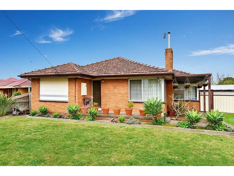 19 Smith Avenue, Thomastown VIC 3074