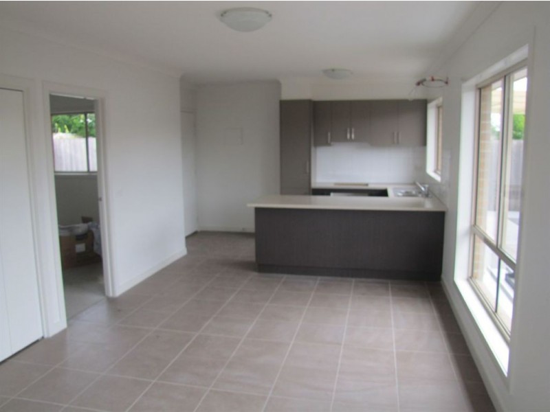 4/5 Marcia Street, Thomastown VIC 3074