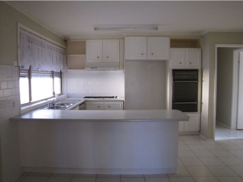 57 Moorhead Drive, Mill Park VIC 3082