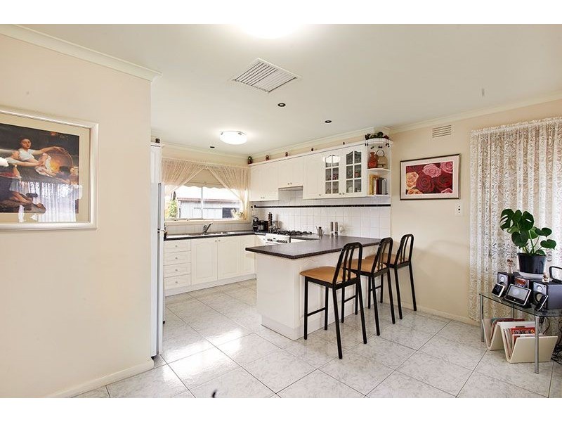 19 Smith Avenue, Thomastown VIC 3074