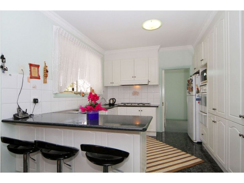 37 Ester Drive, Mill Park VIC 3082