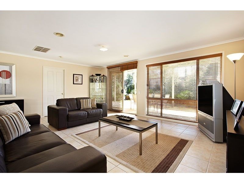 21 Rosen Fraser Close, Epping VIC 3076