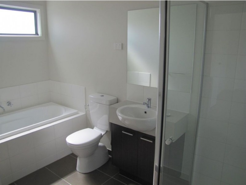 1/27 Glenorchy Way, South Morang VIC 3752