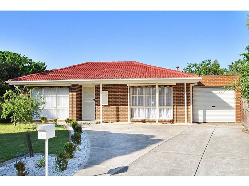 10 Chisholm Court, Mill Park VIC 3082