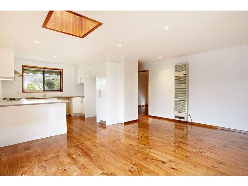 45 Centenary Drive, Mill Park VIC 3082