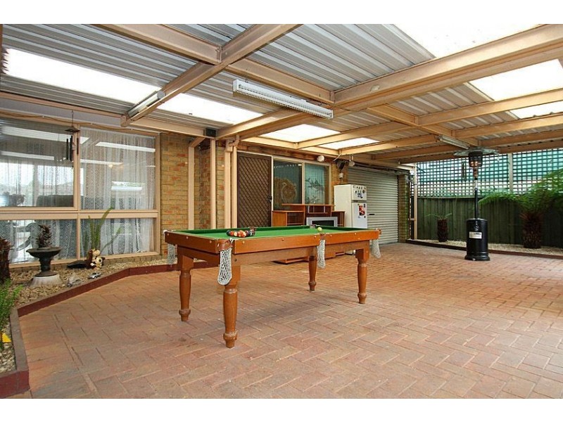 33 Newlyn Drive, Craigieburn VIC 3064
