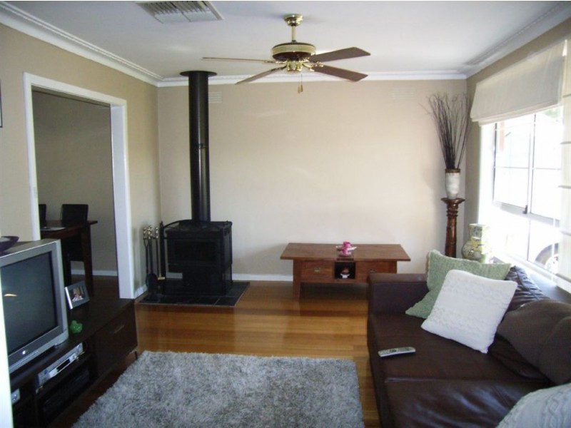 45 Heather Avenue, Thomastown VIC 3074