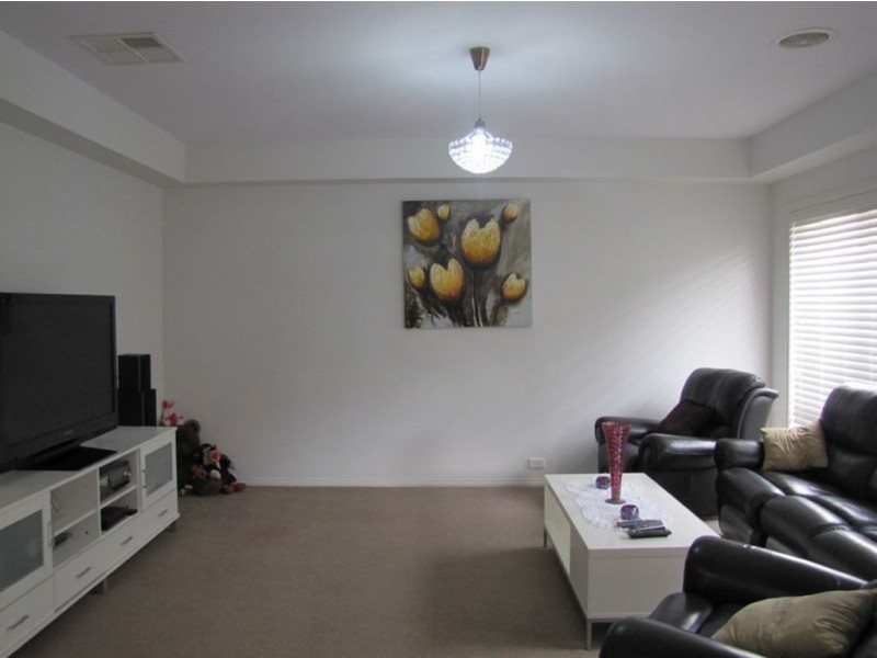 27 Callaway Crescent, Mernda VIC 3754