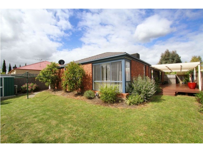 14 Sandpiper Way, South Morang VIC 3752