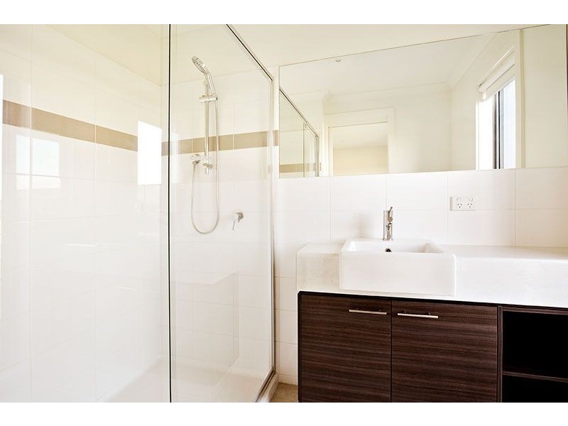 12/8 Moresby Court, Craigieburn VIC 3064