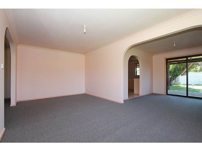 4 Glenfield Court, Lalor VIC 3075