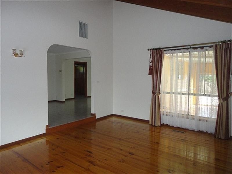 9 Callwell Court, Mill Park VIC 3082