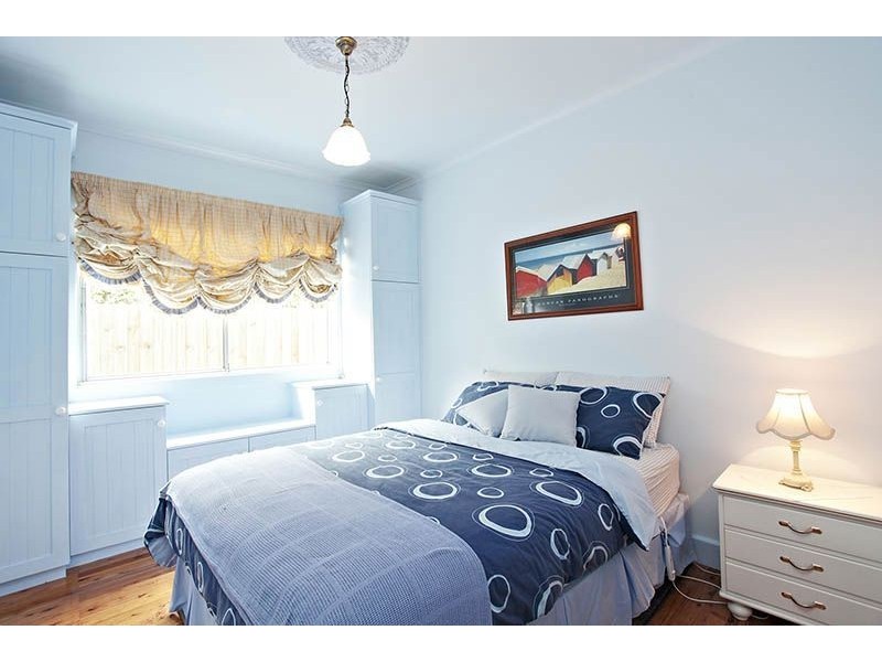 37 Lloyd Avenue, Reservoir VIC 3073