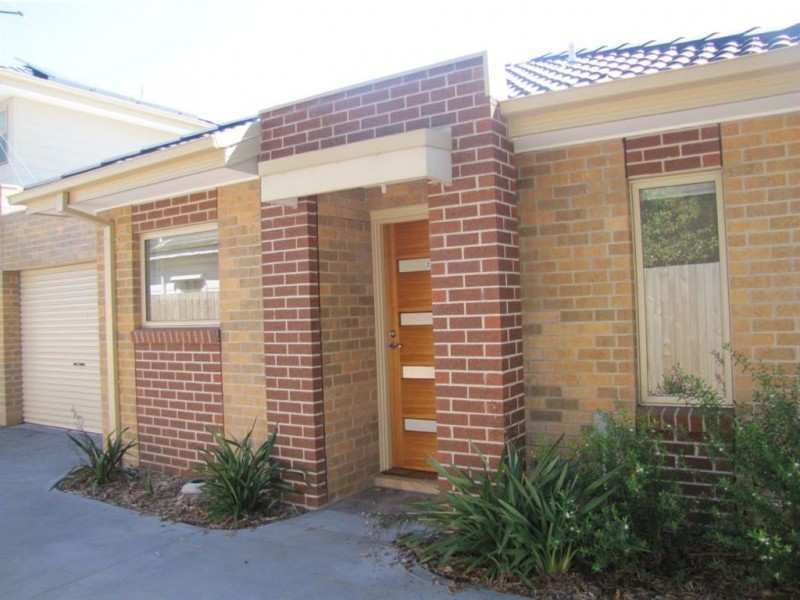 2/6 Jinghi Road, Reservoir VIC 3073