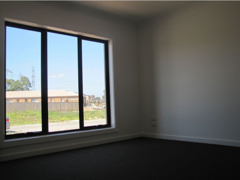 117 Grange Drive, South Morang VIC 3752