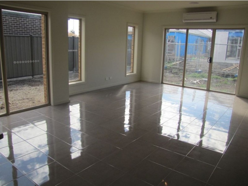 19 Gunther Way, Epping VIC 3076