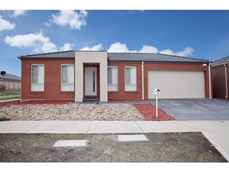 563 The Lakes Boulevard, South Morang VIC 3752