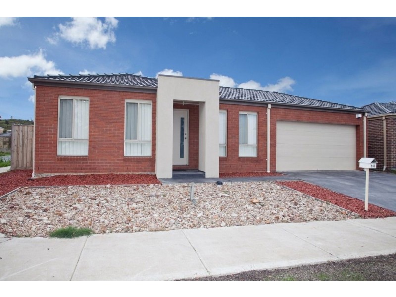 563 The Lakes Boulevard, South Morang VIC 3752