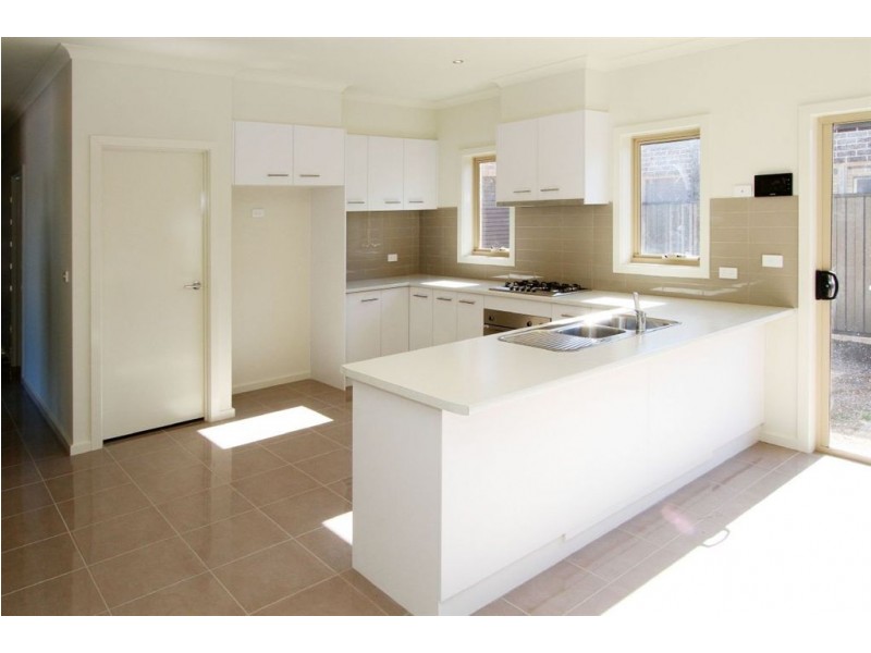 19 Gunther Way, Wollert VIC 3750