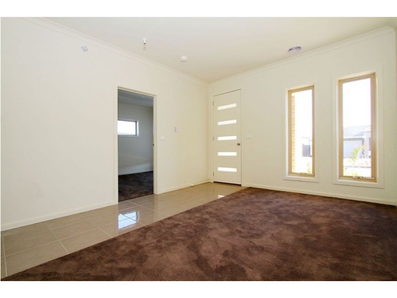 19 Gunther Way, Wollert VIC 3750