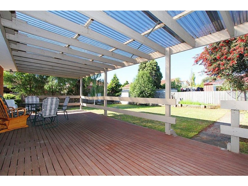 82 Moorhead Drive, Mill Park VIC 3082