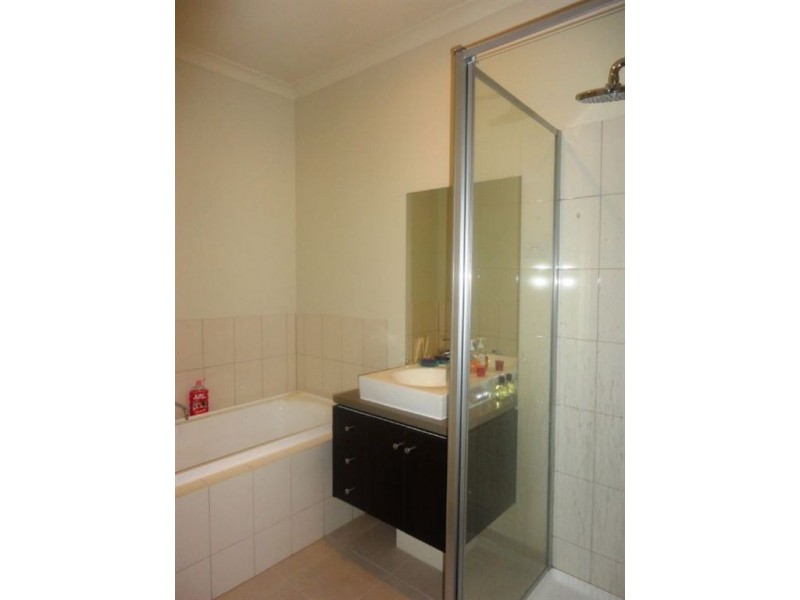 8 Carney Street, Lalor VIC 3075