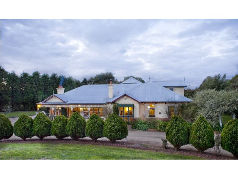 1725 Donnybrook Road, Woodstock VIC 3751