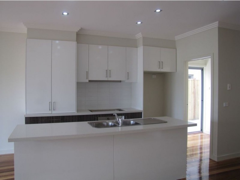 33 Shearwater Place, Mernda VIC 3754