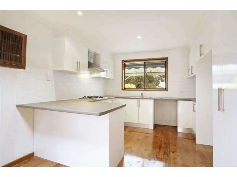 45 Centenary Drive, Mill Park VIC 3082