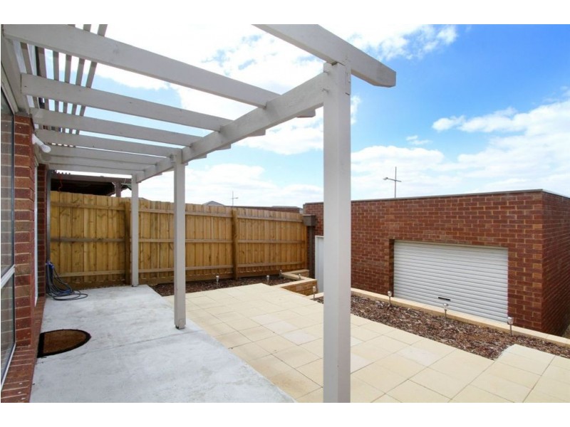 16 Prism Walk, Epping VIC 3076