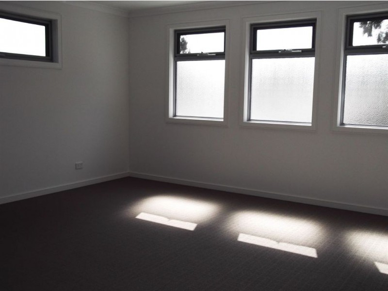 2/38 Tuross Crescent, South Morang VIC 3752