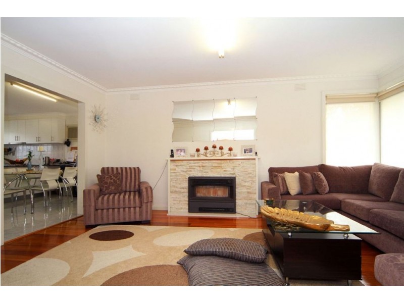 5 Oxford Drive, Thomastown VIC 3074
