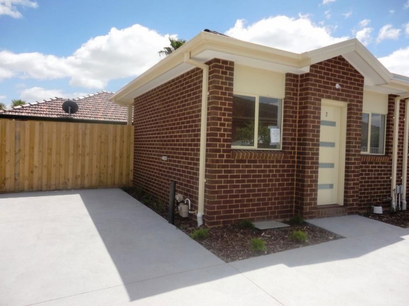 1 & 2/2 Lloyd Avenue, Epping VIC 3076