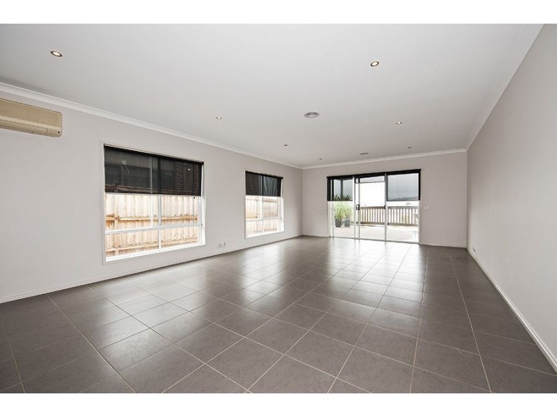 15 Arum Walk, Mernda VIC 3754