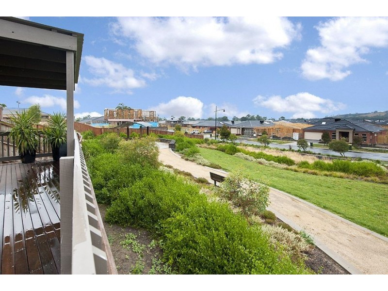 15 Arum Walk, Mernda VIC 3754