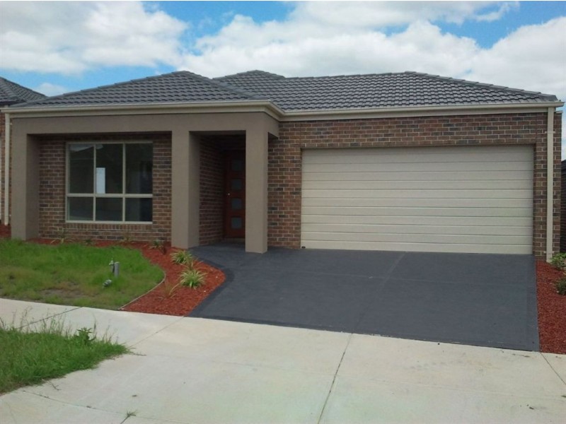 11 Sunlanders Way, Doreen VIC 3754