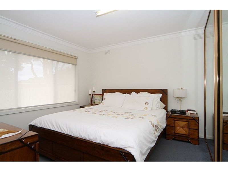 5 Oxford Drive, Thomastown VIC 3074